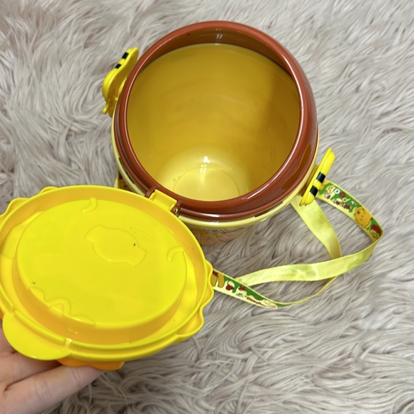 Tokyo Disney Winnie the Pooh Popcorn Bucket - Picture 2 of 4